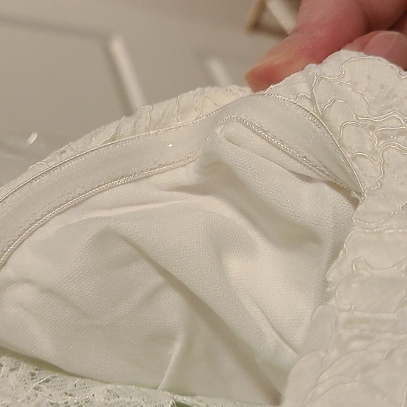 Lulu's Rosetta Lace Wedding Dress - Picture 11 of 15